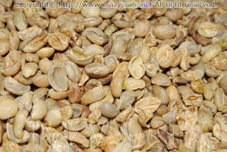 モカマタリ・ワディの欠点豆の接写画像